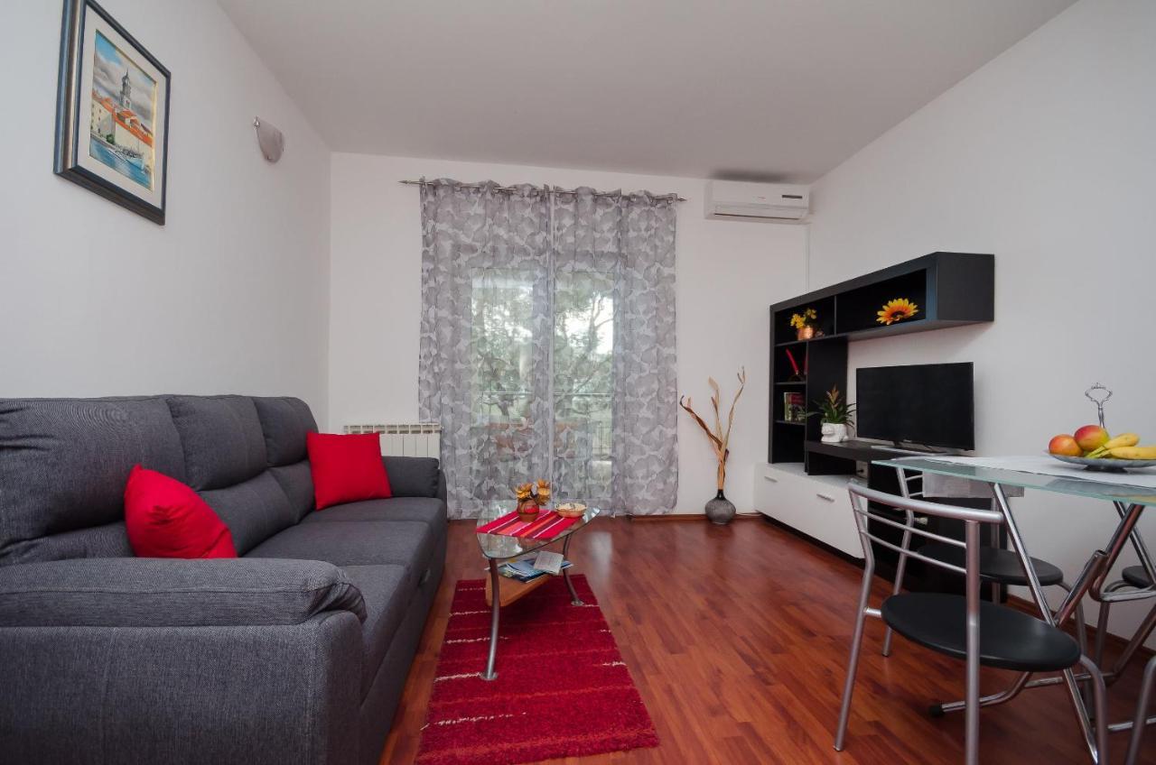 Apartments Miljenko Punat Exterior foto